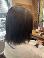 エルバイシオン(aile by sion)&nbsp;切りっぱなし外ハネ