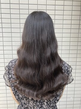 ラウレア(LAULEA) コテ巻き風パーマ/デジタルパーマ/韓国風パーマヨシンモリパーマ