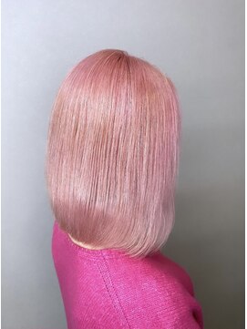 エミーバイモアムー(Emmie byMoremuu) ［南越谷YU-TA］ホワイトピンク