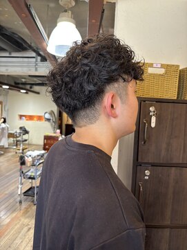 ジュジュル 稲毛本店(jujur) スキンフェード/コンマヘア/アップバング/ツーブロックマッシュ