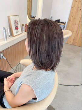 ザイエロー(THE YELLOW) グレージュのハイライトカラー♪