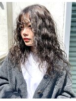 ナループロアオハナ(Nalu pu loa ohana) ロングパーマ大きめカールパーマカーリーヘアふわふわパーマ