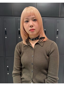 シャルムバイケンジ(Charm.by KENJE) 【 ミディアムレイヤー 】伸ばし中の方に大人気な王道スタイル*