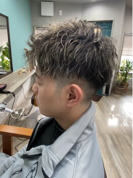 クラウズ ヘアー(CLOUDS.Hair)の写真/【メンズのお客様大歓迎】メンズカットに定評あり！再現性の高いカットで簡単にキマるスタイルを提案◎