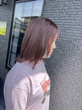 リリー ヘアーアンドビューティー(Lily) ブリーチなしピンクカラー