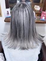 ブレイズヘアー(BLAZEhair) ホワイトシルバーバレイヤージュ×ブリーチ2回