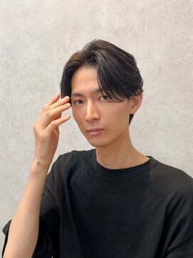 ジーナ 天神(Zina) 【Zina】メンズ/韓国/センターパート/縮毛矯正/福岡/天神/大名