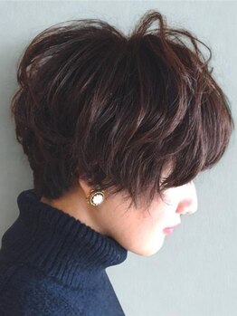 丁寧なカウンセリングで、髪の悩みや理想の髪をご自身でも 再現しやすくご提案します。