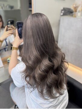 ラピス 福岡天神店(Lapis) ブリーチカラー