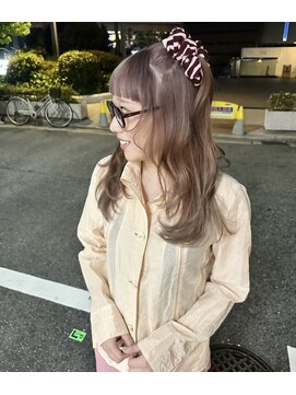 シイ(SIE) ハイトーンに簡単アレンジ◎