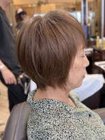キャラ 池袋本店(CHARA)&nbsp;ふんわりショートレイヤー◎白髪ぼかしアッシュベージュ【池袋】