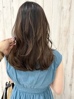 アトレ アネックス(attrait ANNEX)&nbsp;セミロング×ブラウンカラー、丁寧なカット×トリートメントで叶