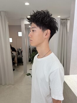 リラ(Lila’s)の写真/【男性のお客様も大歓迎☆大学生の方、ビジネスマンの方、ご年配の方まで幅広く担当しております！】