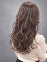 ソラヘアー(SORA hair)&nbsp;柔らかブラウン×大きなウェーブで揺れるロングレイヤー
