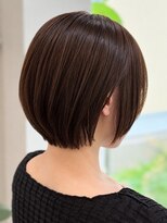 ノイ 高岡店(NEU)&nbsp;大人可愛い前下りショートボブ×艶ブラウン