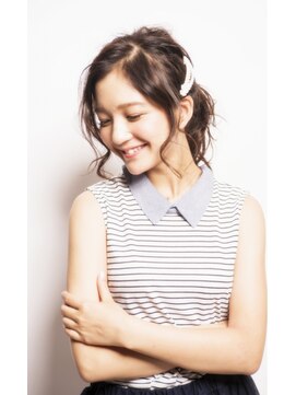オリーブフォーヘアー(olive For hair) ☆外国人・ポニーアレンジ☆【olive for hair】03-6914-0898