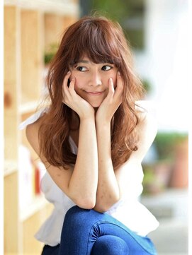 リビング(Living by Buzz) 【Living】柔らかな質感×透明感のあるウェーブ