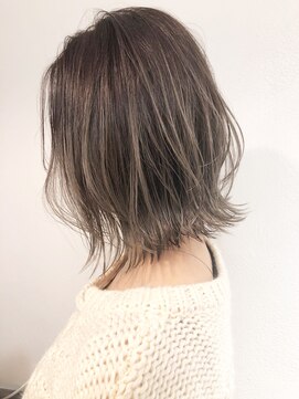 シカタ シーカ 鎌倉(CICATA/ShIKA.) 【CICATA 鎌倉 高力】外はねグラデーションボブ