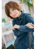 ヘーゼルベージュ斜めバングくせ毛風マッシュボブc1
