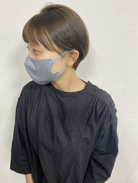 ヘアーデザインサロン スワッグ(Hair design salon SWAG) 手ぐしで簡単ショートカット オリーブカラー