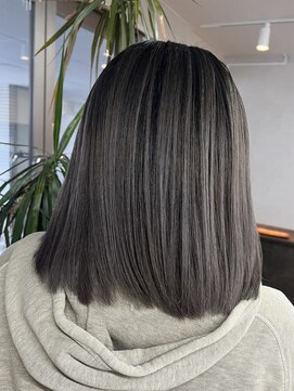 ヴィフ 大船(VIF) グレージュカラー/ツヤ髪スタイル/透明感カラー/バレイヤージュ