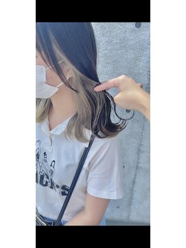 ニコ(NICO by KENJE) 【礒野 朱里】インナーカラー/ホワイトベージュ