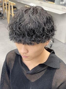 フィフス 渋谷(fifth) メンズマッシュ波巻きスパイラルパーマツイストスパイラルパーマ