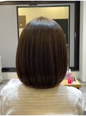 顔周りレイヤーカットくびれヘアミルクティーベージュカラー