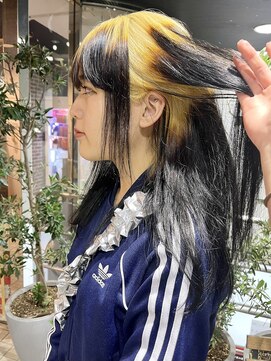 ヘアーアンドメイク ビス(HAIR&MAKE bis) ド派手にルーツカラー/抜きっぱなし【黒田のあさみ】