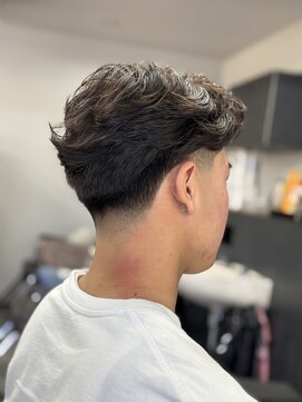 ヘアーラボ 樟葉(Hair Labo) テーパー スキンフェード 枚方 南楠葉