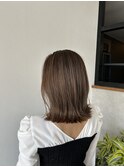 大人可愛いミディアムヘア
