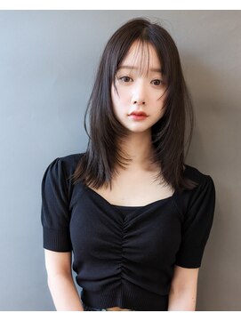 エニウム(ENIUM) 大人可愛い!くびれミディで柔らかい印象に☆