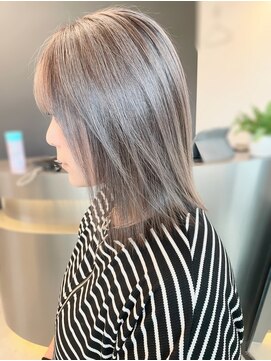 O-TETEバレイヤージュグレーカラー髪質改善カラー小倉戸畑