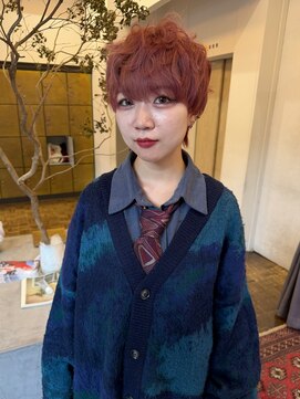 ヘアーアイスカルテット(HAIR ICI QUARTET) ★透明感ピンクブリーチ冬ショート×丸みショート◎艶髪