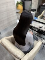 シシ 新宿(She 2.)&nbsp;暗髪/艶髪ロング/髪質改善ストレート/美髪/透明感カラー