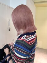 ロジェ(loje)&nbsp;20代30代40代 ペールピンクカラー/ミディアムボブ/ハイトーン