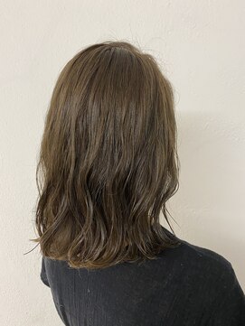 アングゥ ウル(ungu ul) オリーブベージュ