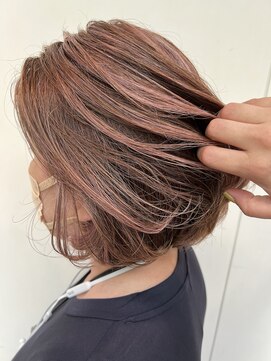 ステア ケース(stair case) 白髪染めを使わないピンクベージュ　脱白髪染め