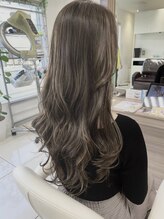 アッシュ 鶴ヶ峰1号店(Ash) 格上げロングヘアー [横浜/鶴ヶ峰/グレージュ/20代30代40代]