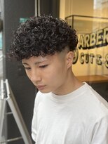 フリーク バーバーショップ 都島店(FREAK BARBER SHOP) プードルパーマとスキンフェード