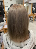 フツーロ 栄(FUTURO)&nbsp;ミルクティーベージュ