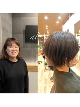 <女性スタイリスト>吉沢  志保★美容室が苦手な方もお任せ！お客様のご要望に親身に向き合います◎