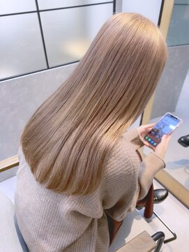 リノショアーズ ショウナン 辻堂店(RinoShores SHONAN) ホワイトベージュリタッチブリーチ辻堂ダメージレスデザイン