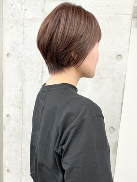 モリオ(morio) 前下がりショート