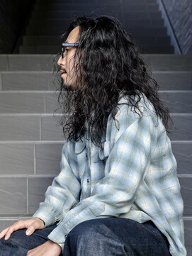 エムスラッシュ センター南(M.SLASH) アップバング/波打ちパーマ/黒髪/メンズロング/センター南