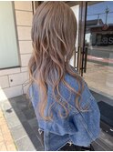 ミルクティーベージュ