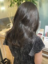 トリコ ショップアンドヘアサロン(tricot shop hair salon)&nbsp;透明感◎オリーブグレージュ  レイヤーmedium