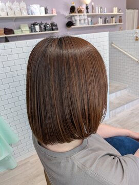 チョコ(CHOCO) ミディアムボブ