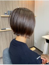 リボロ(Rivoro)&nbsp;ショコラブラウン×前下がりボブ