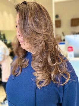 Yuanaの写真/トレンドのレイヤーカットも、驚くほど手入れが楽に。独自の似合わせカットで理想のスタイルが続く＊